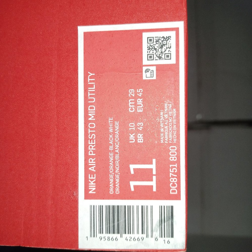 Nike Air Presto Orange/blk/white size 11